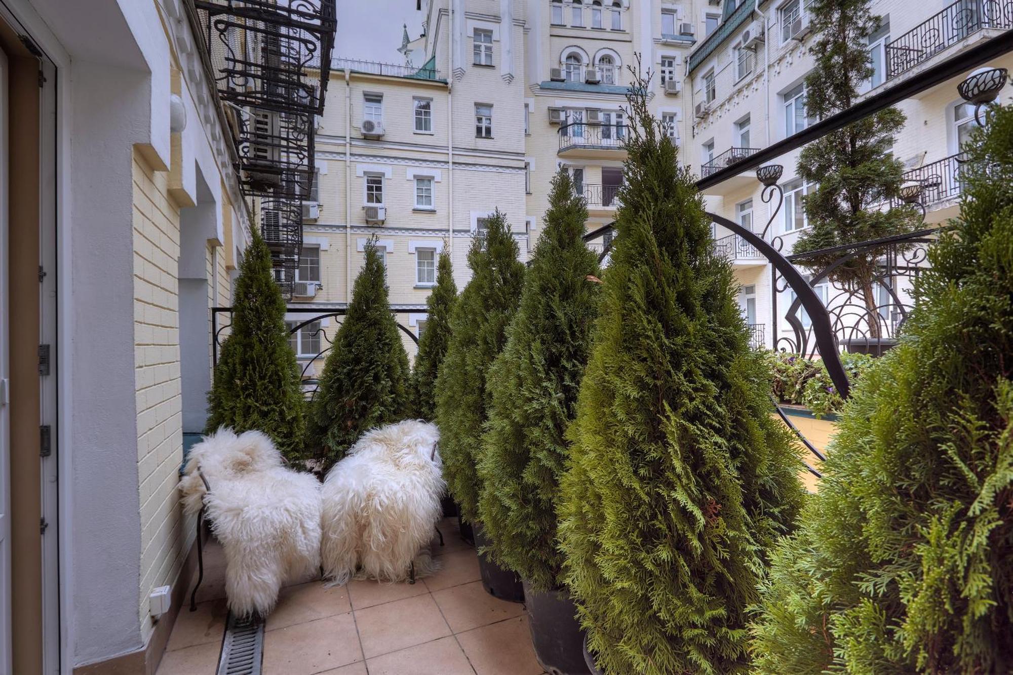 Vozdvyzhensky Boutique Hotel Kyiv Exterior foto