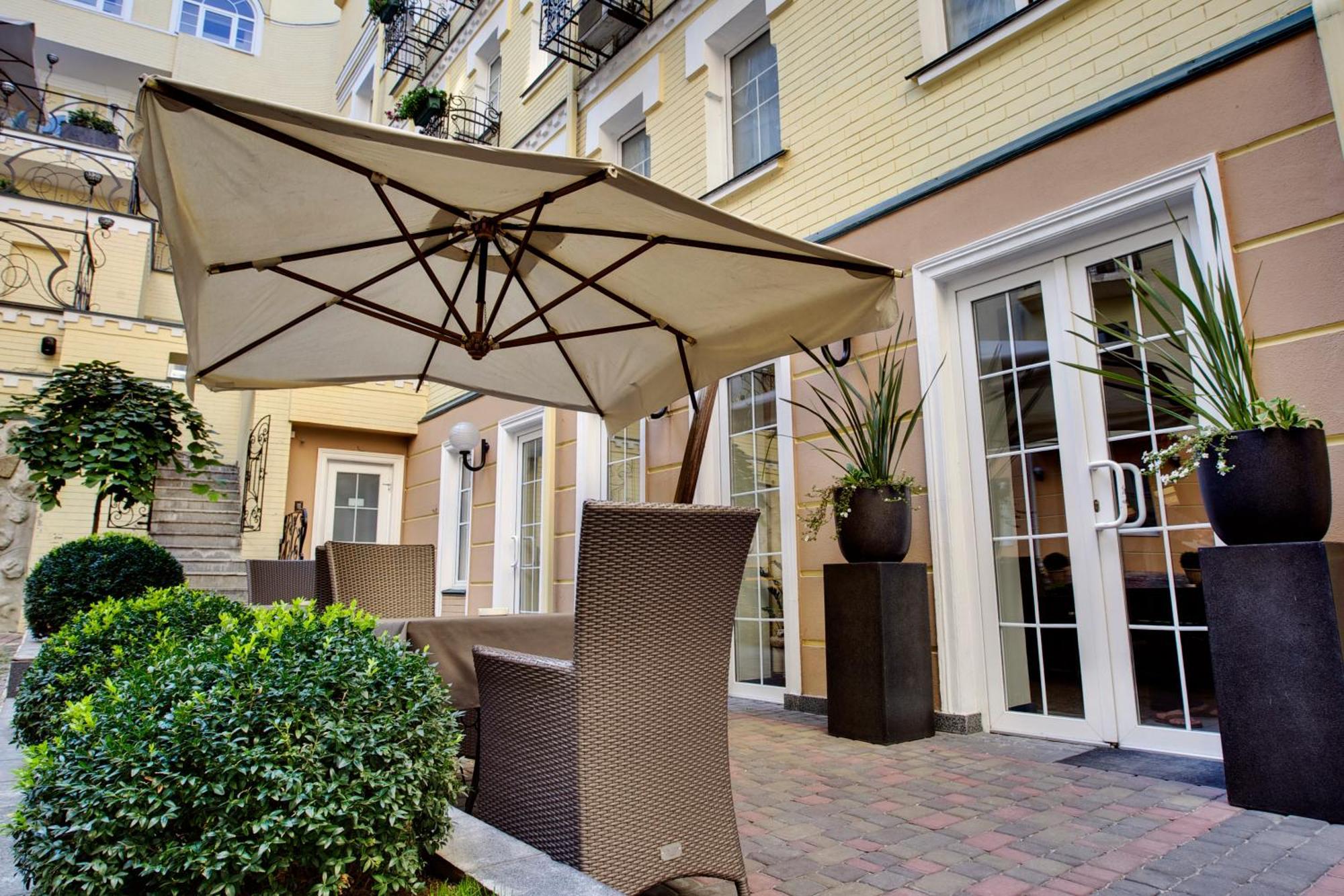 Vozdvyzhensky Boutique Hotel Kyiv Exterior foto