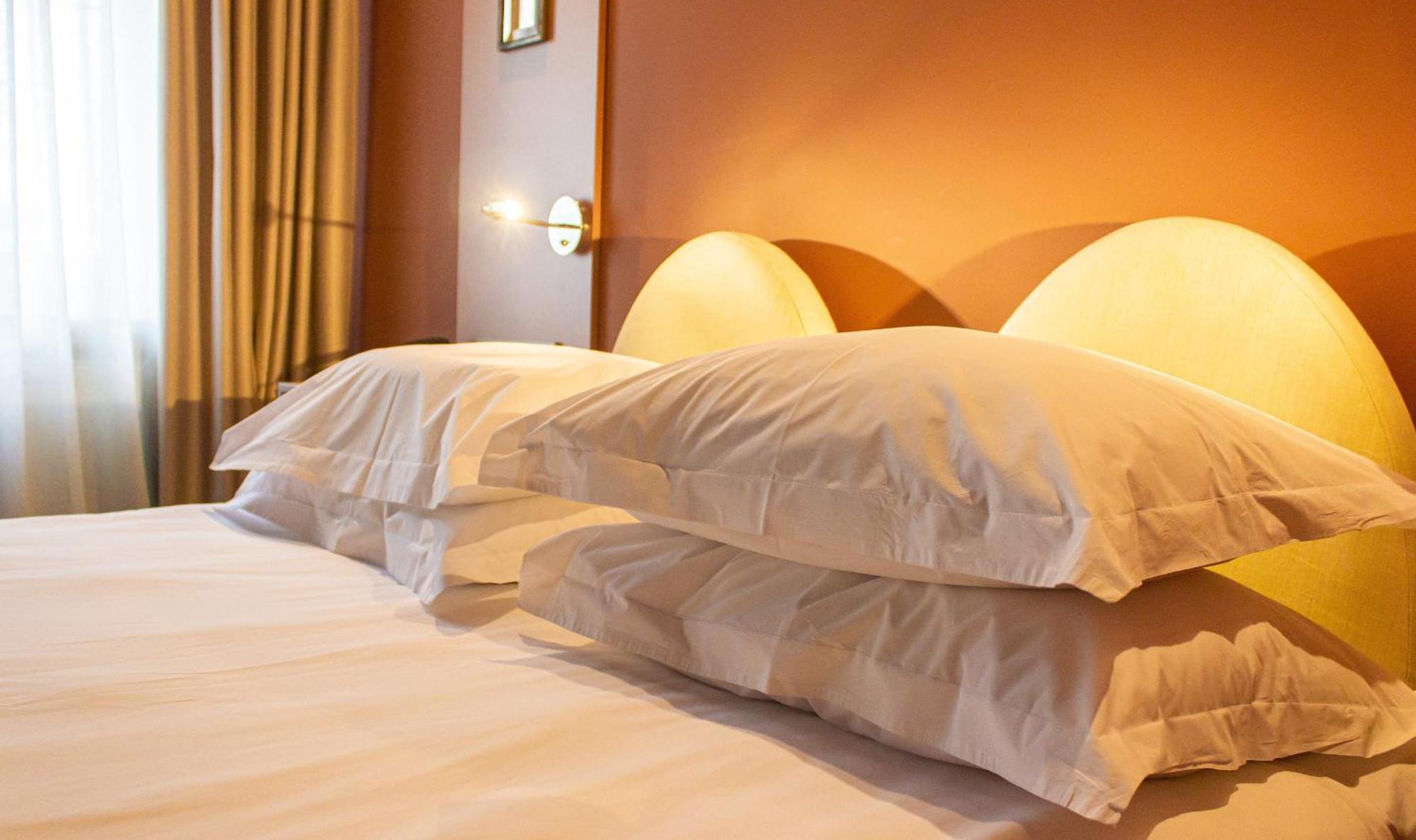 Vozdvyzhensky Boutique Hotel Kyiv Quarto foto